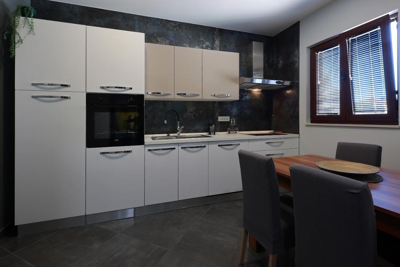 נובליה Villa Mariella מראה חיצוני תמונה